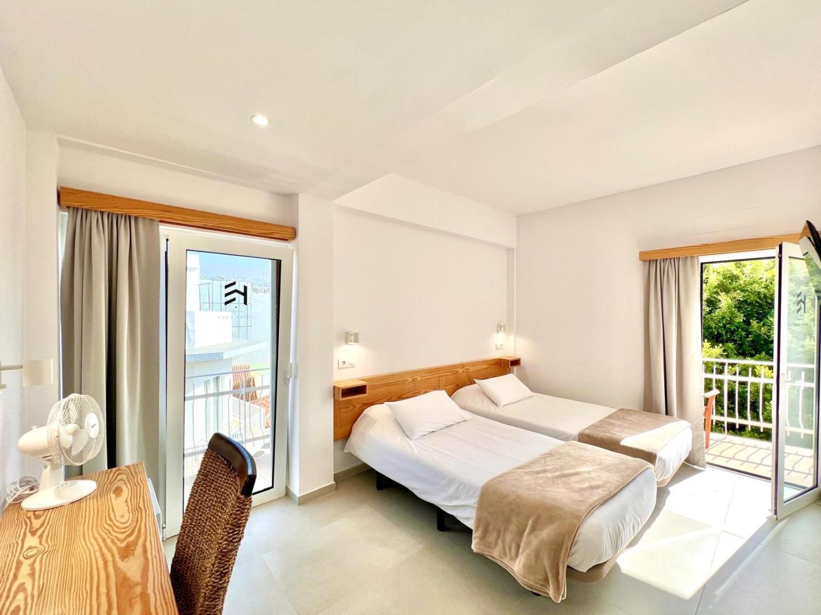 Hotel Eden Лос Лианос де Аридане Екстериор снимка