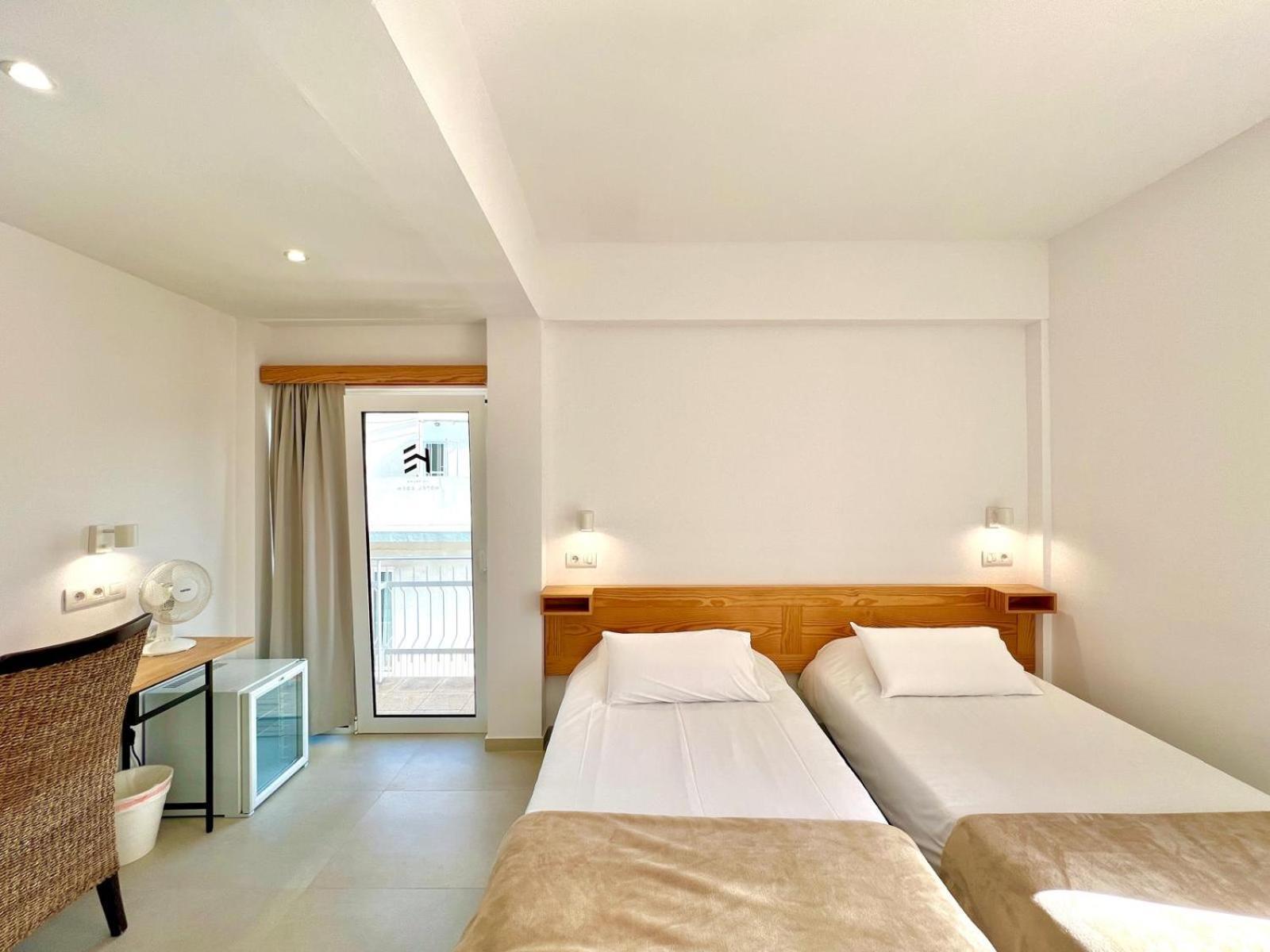 Hotel Eden Лос Лианос де Аридане Екстериор снимка